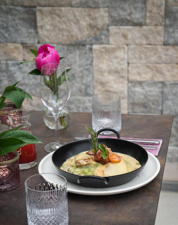 Hotel-Restaurant Gollner Lebring Bagian luar foto