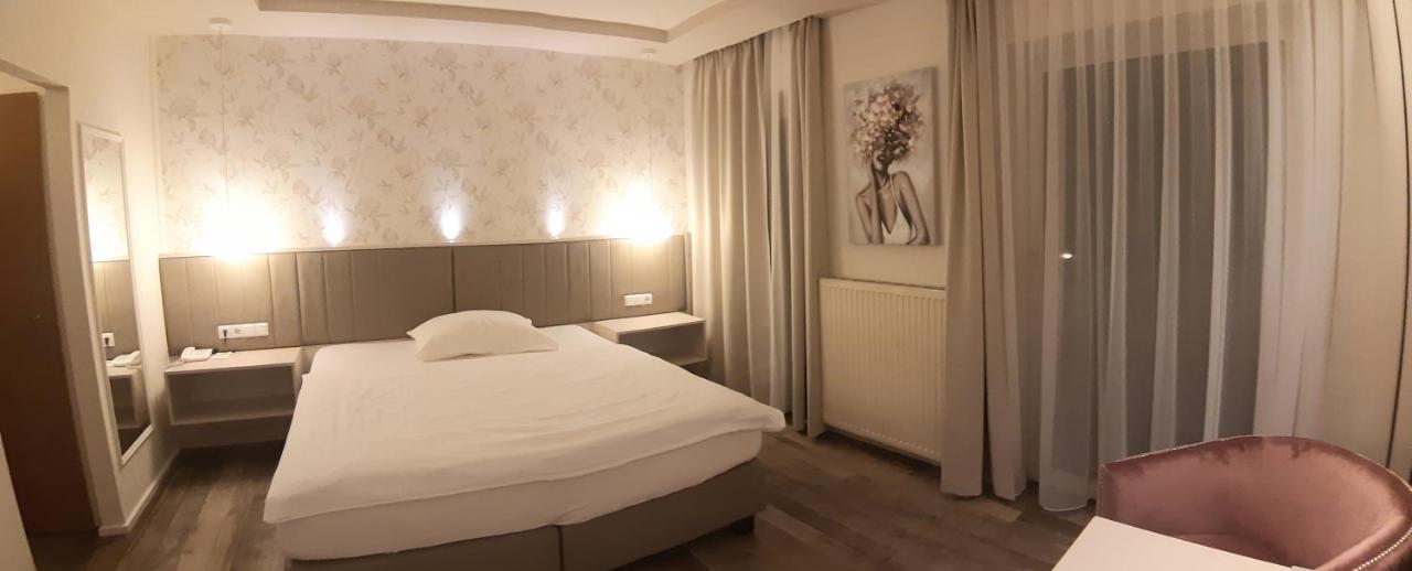 Hotel-Restaurant Gollner Lebring Bagian luar foto