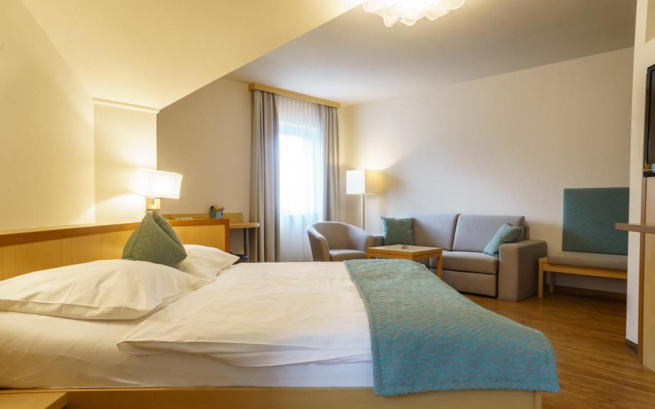 Hotel-Restaurant Gollner Lebring Bagian luar foto
