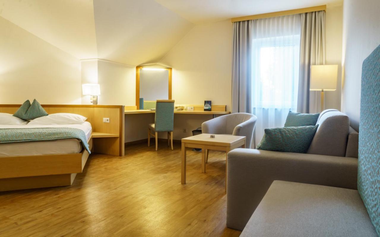 Hotel-Restaurant Gollner Lebring Bagian luar foto